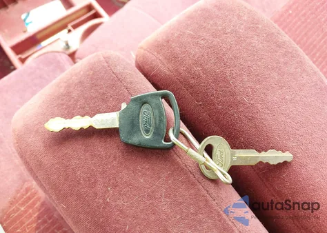 1989 Ford Taurus Gl from USA, damaged, VIN 1FABP52U9KA278657